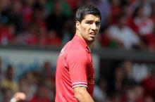 Liverpool boss Brendan Rodgers says Luis Suarez must apologise to squad